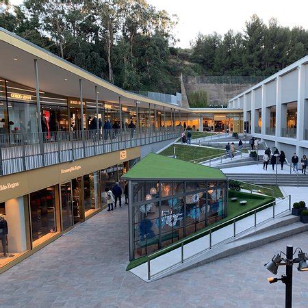 mall sanremo liguria.